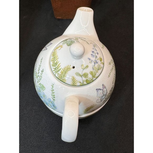 Summer River BV Copyright Porcelain Tea for One Blue Hydrangea - Picture 7 of 14